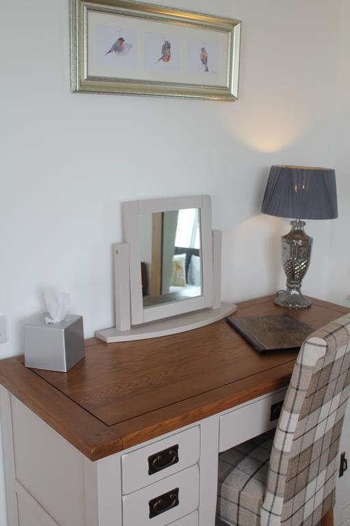Three Horseshoes Country Inn Barry Exteriör bild