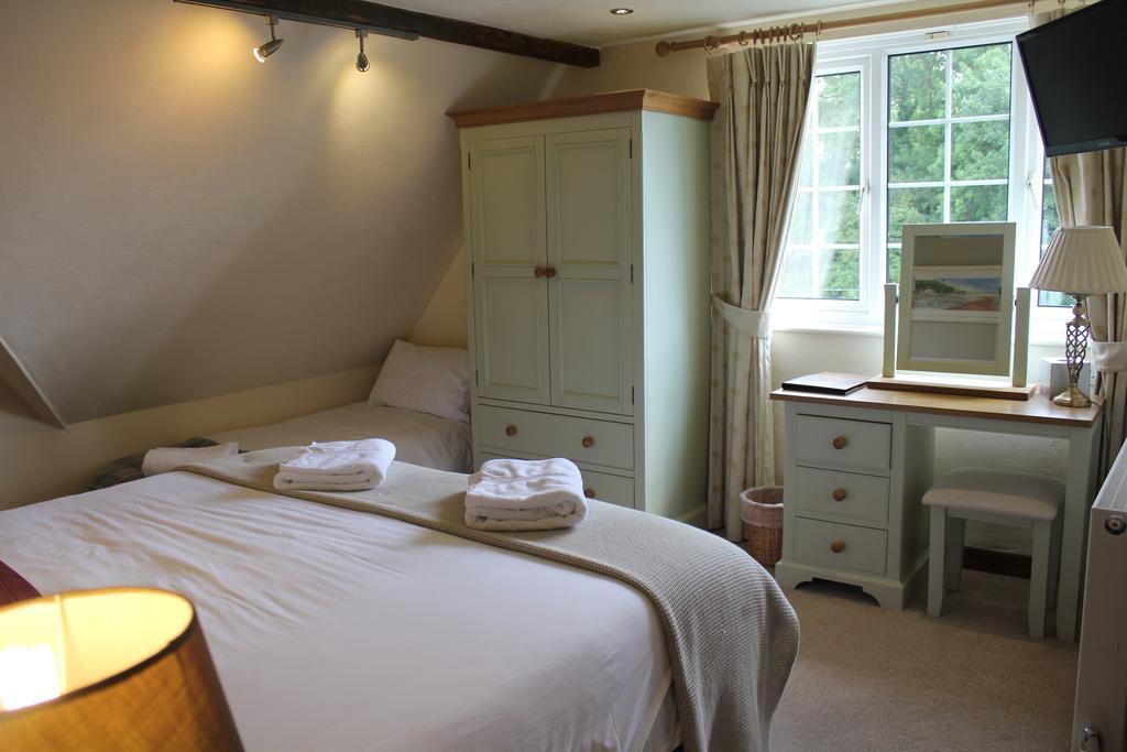 Three Horseshoes Country Inn Barry Rum bild