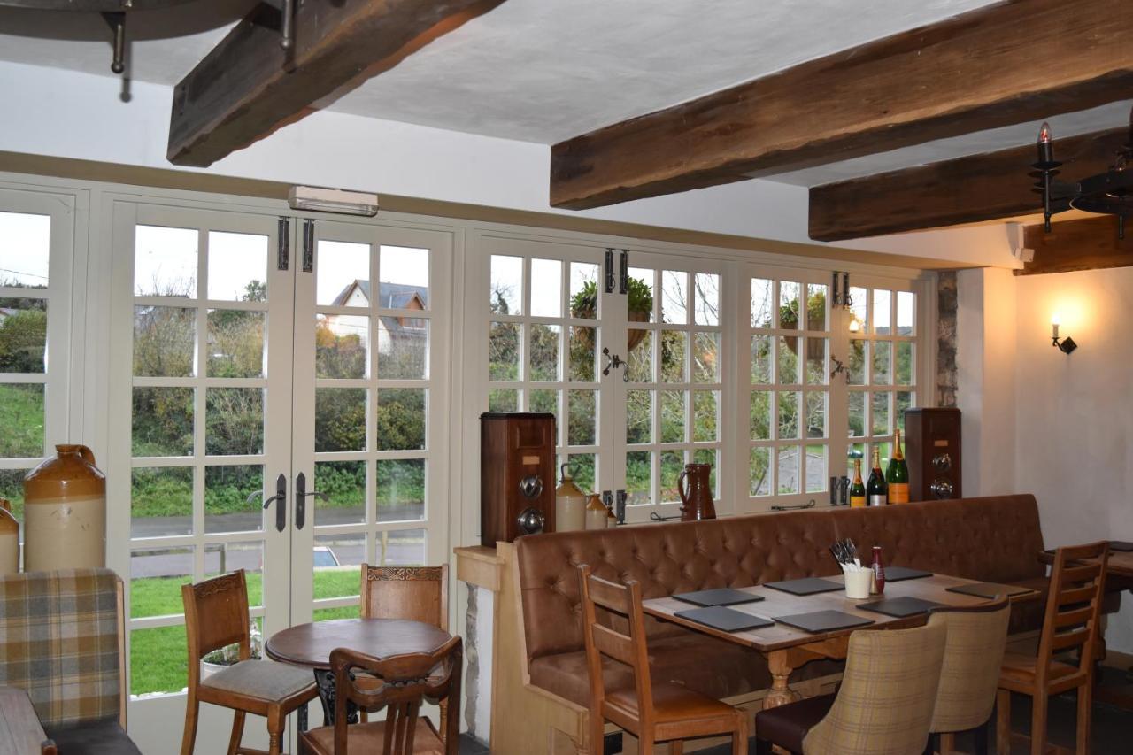 Three Horseshoes Country Inn Barry Exteriör bild